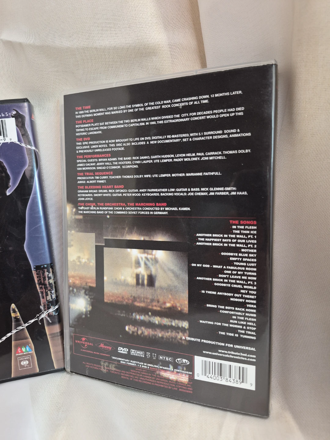 2 Roger Waters DVDs Sets - photo 5