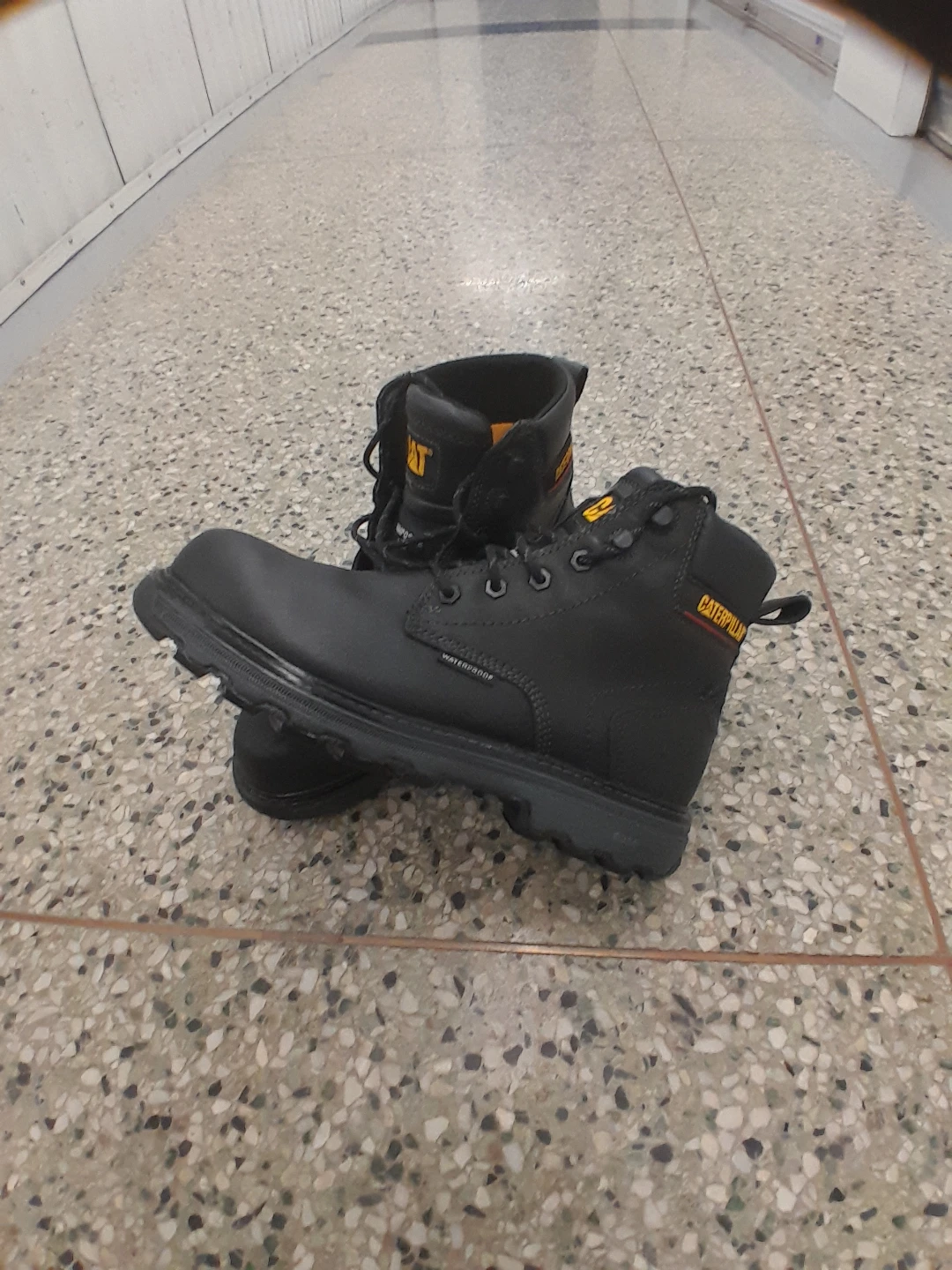 CAT Waterproof Safety Boots Elite Men's Size 9