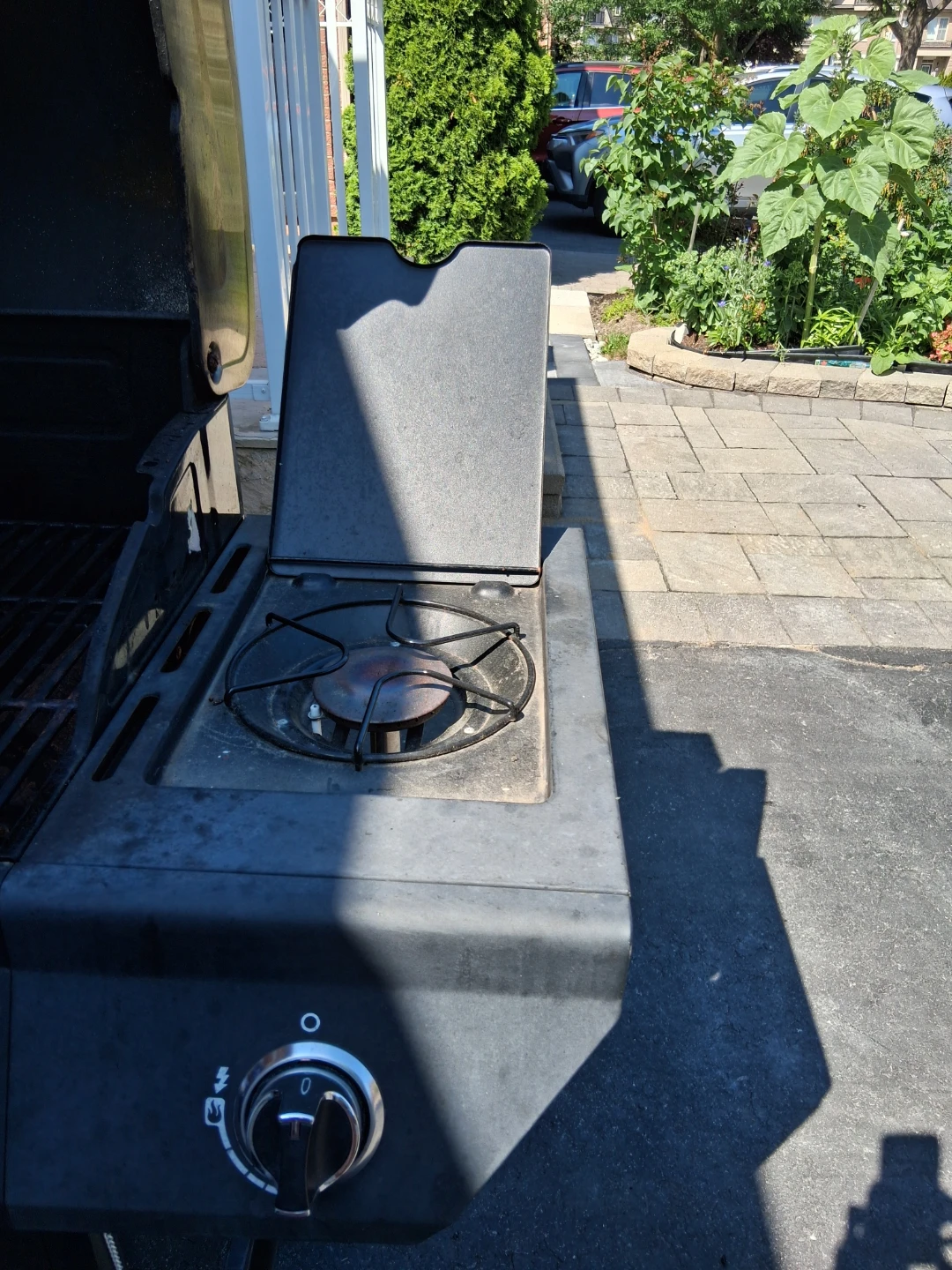 Nexgrill 4-Burner Propane Gas Grill with Side Burner - photo 4