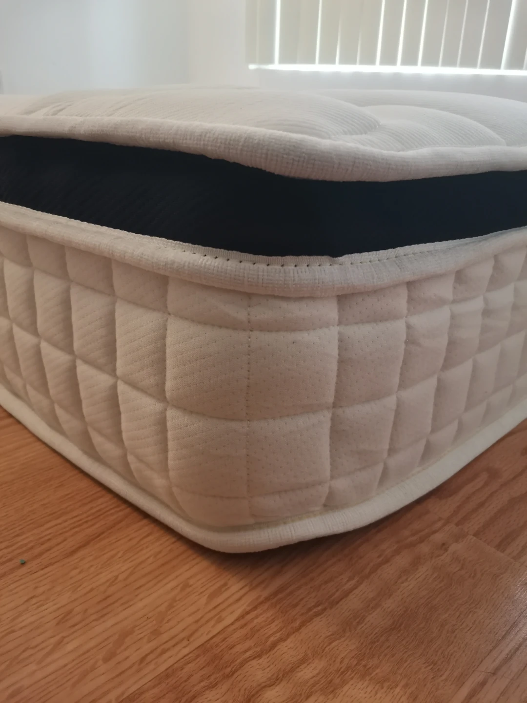 Queen Mattress - photo 2