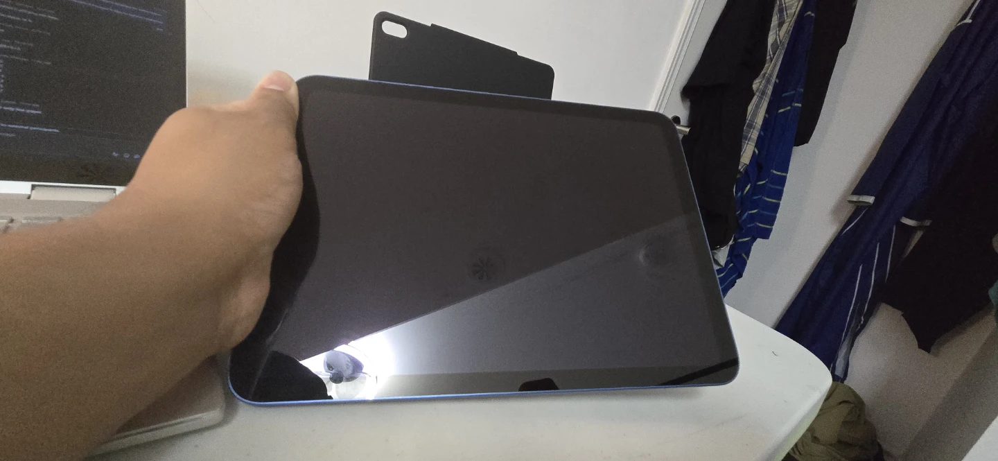 Apple iPad (10th Gen) - Blue - photo 4