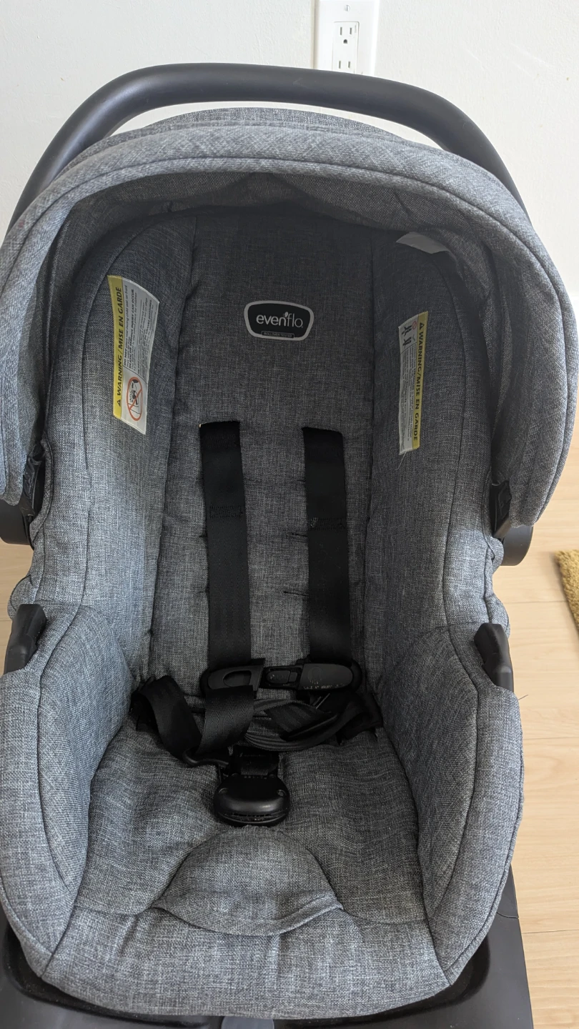 Evenflo Infant Car Seat with Base