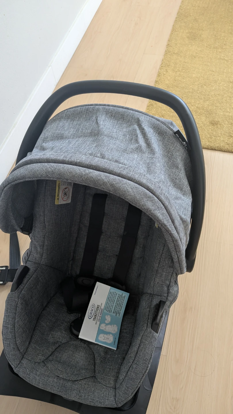 Evenflo Infant Car Seat with Base - photo 3