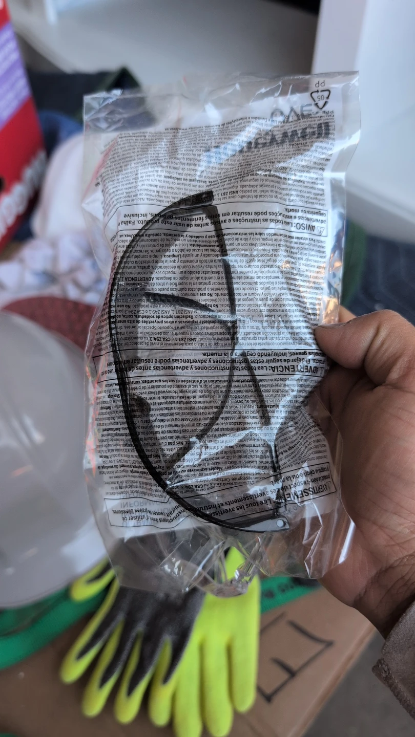 Honeywell Uvex SVP200 Safety Glasses