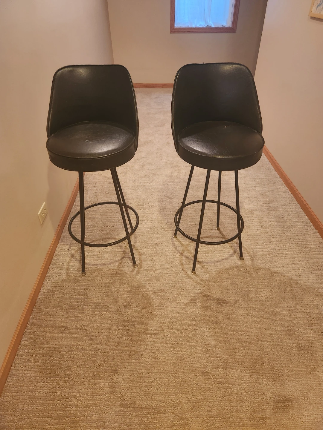 Set of 2 Black Faux Leather Bar Stools - photo 2