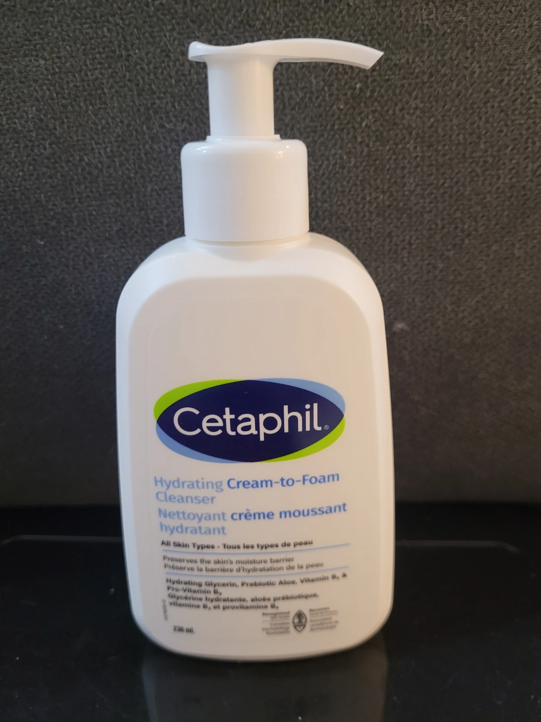 Cetaphil Hydrating Cream-to-Foam Cleanser 236ml