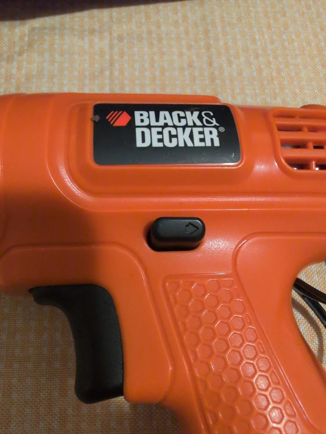 Black & Decker 18V Cordless Drill - PLS READ - photo 3
