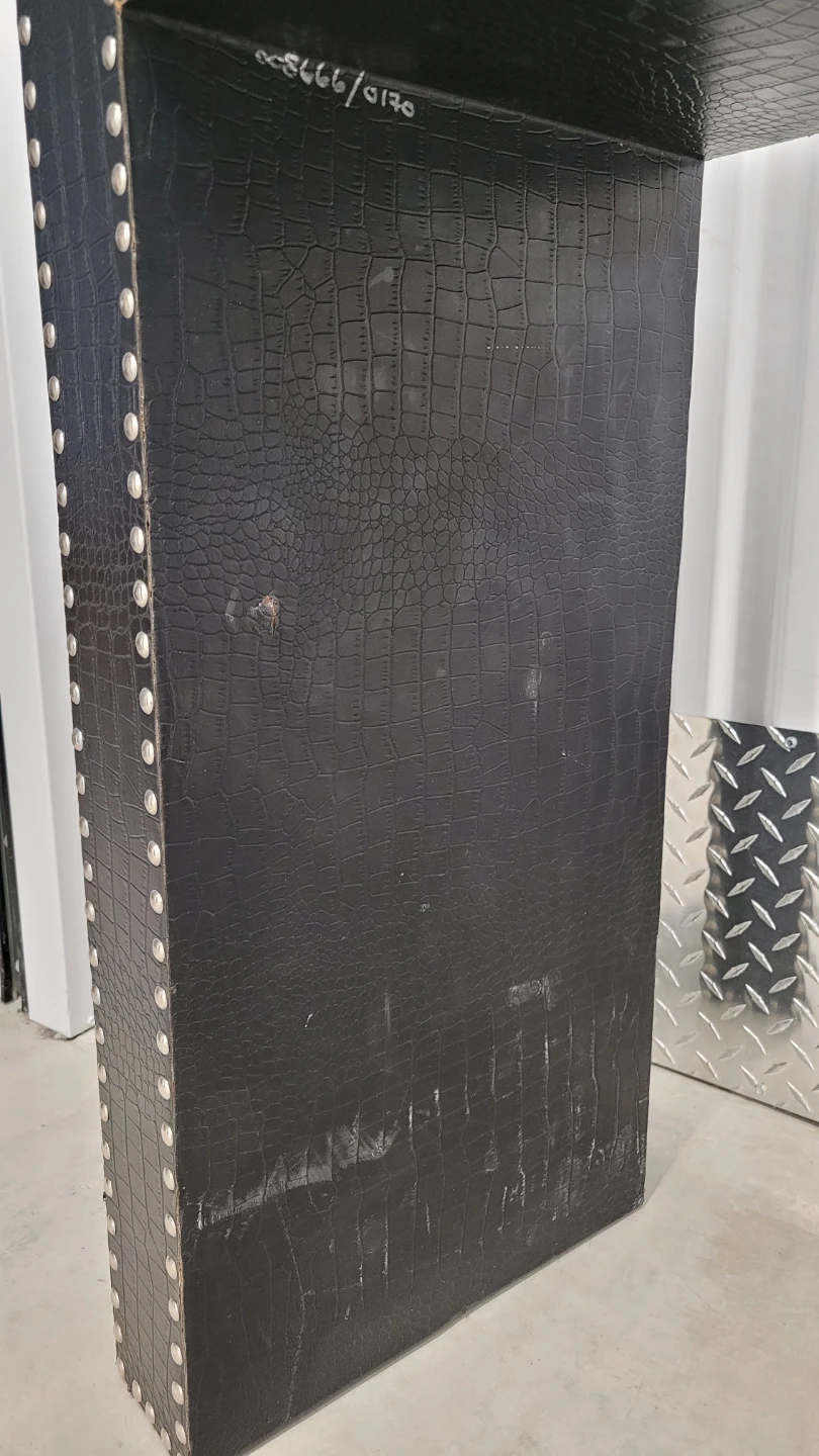 Black Faux Crocodile Console Table - photo 5