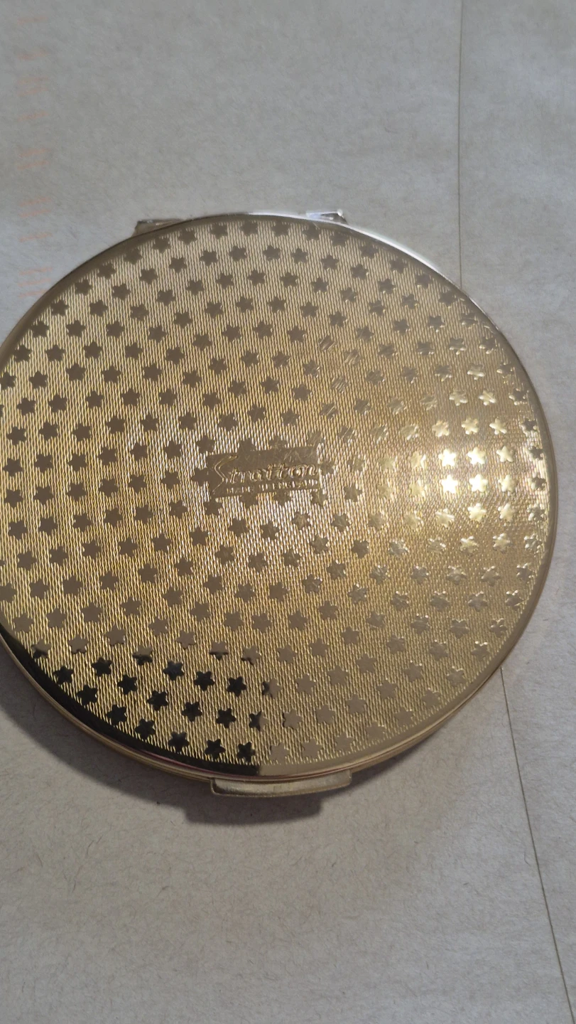 Stratton Compact Powder Case - photo 5