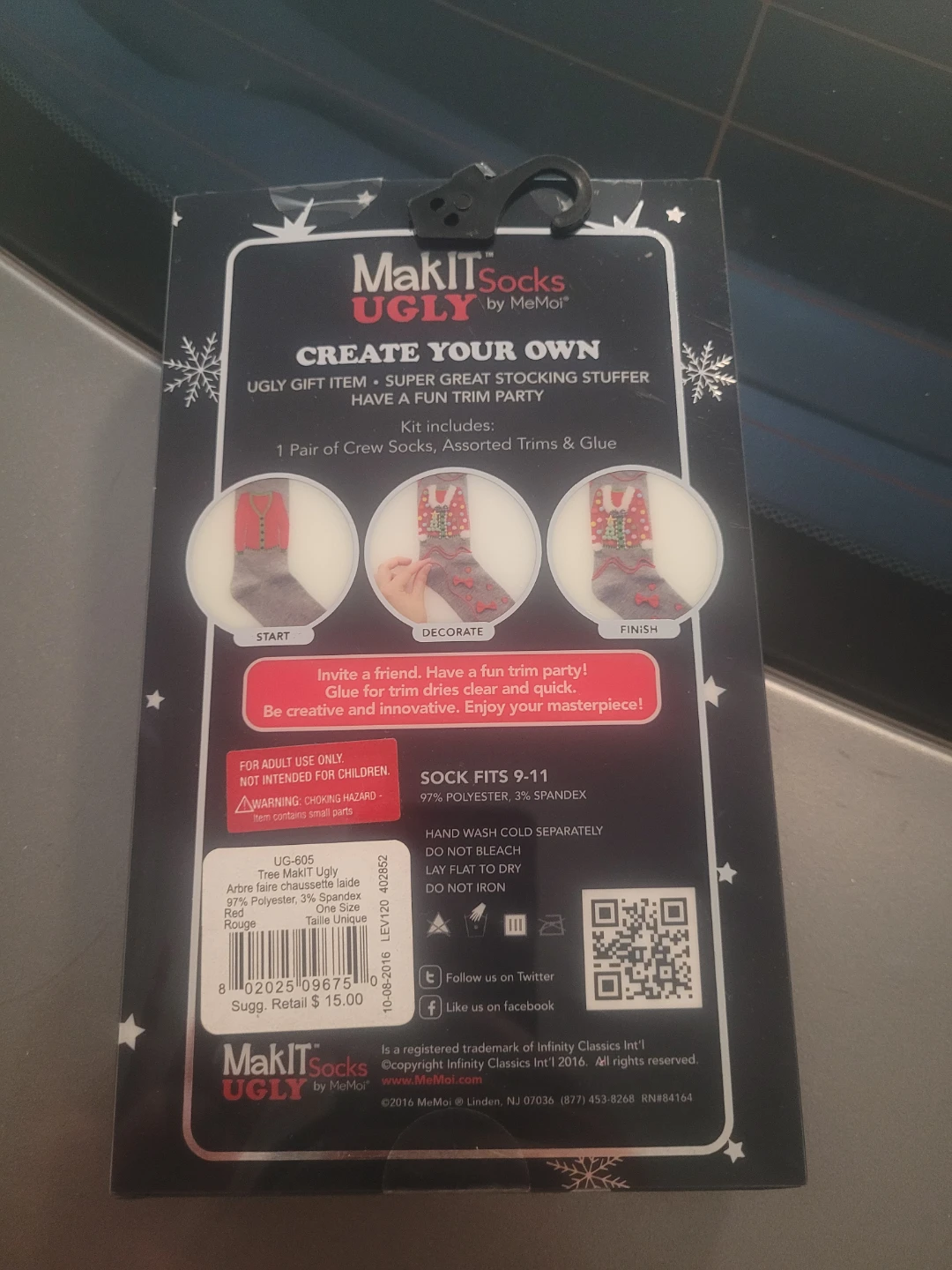 Make It Ugly Socks DIY Kit - Adult Small - photo 2