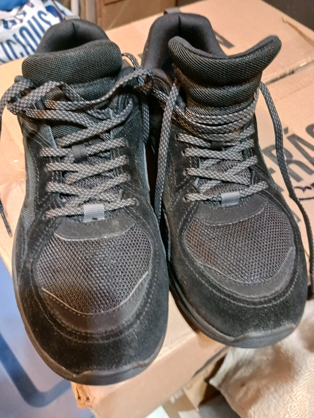 Easy Spirit Black Athletic Shoes