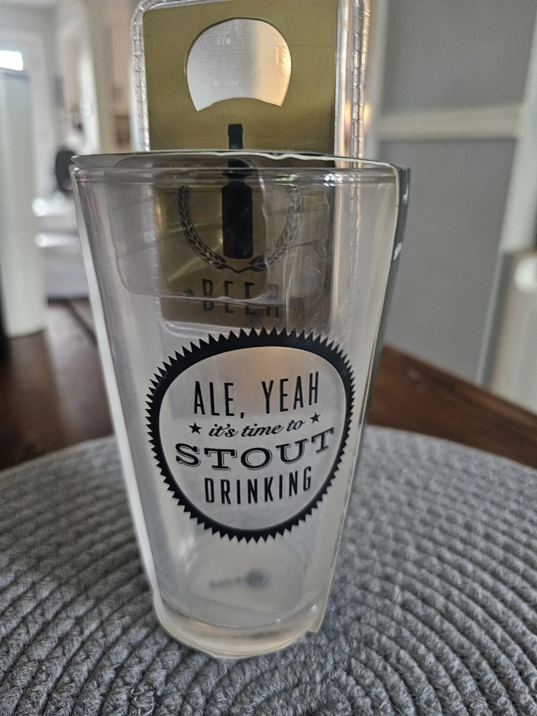 16 fl. oz. "Ale, Yeah!" Beer Drinking Glass