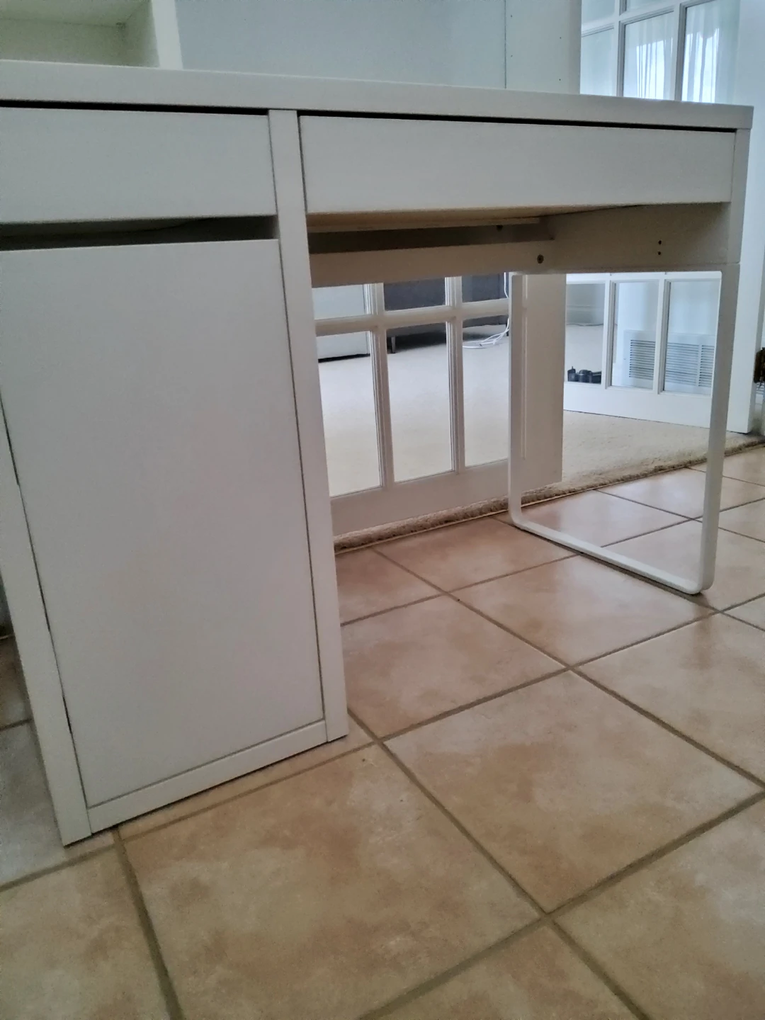 IKEA MICKE Desk with Hang on Shelf and Whiteboard & Chair - photo 4