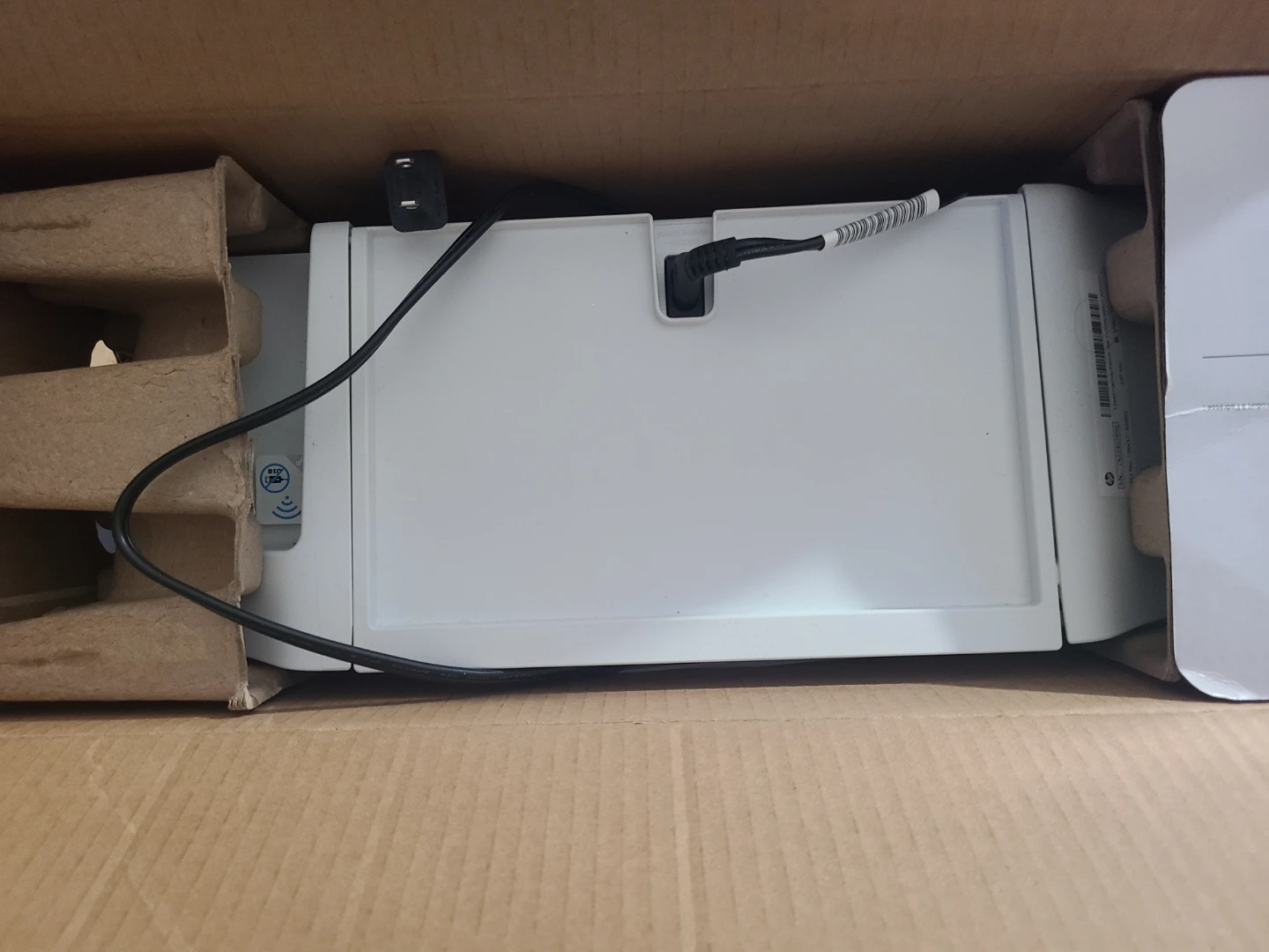 HP DeskJet 2755e All-in-One Printer - photo 2