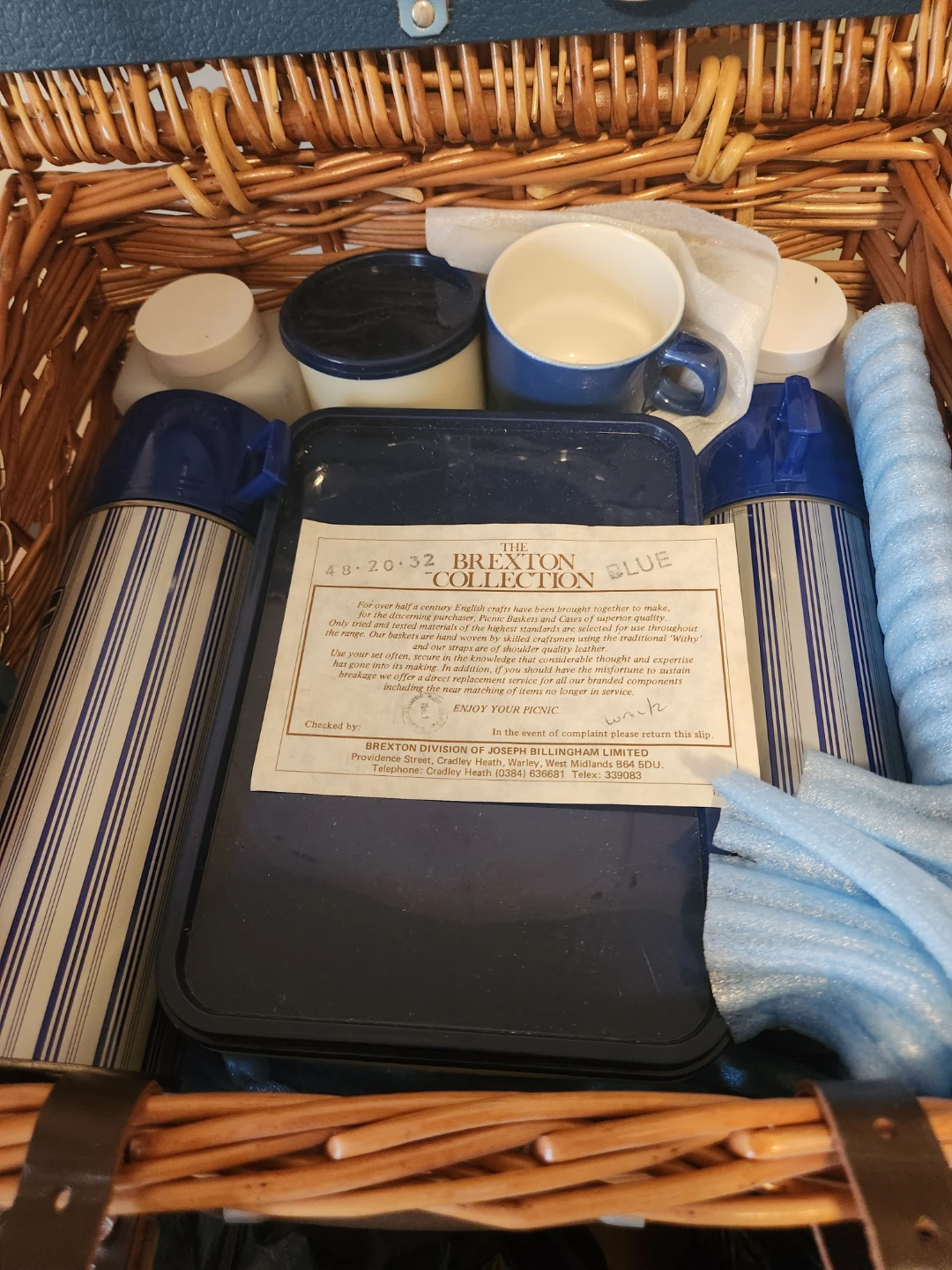 Vintage Brexton Collection Picnic Basket Set - photo 5