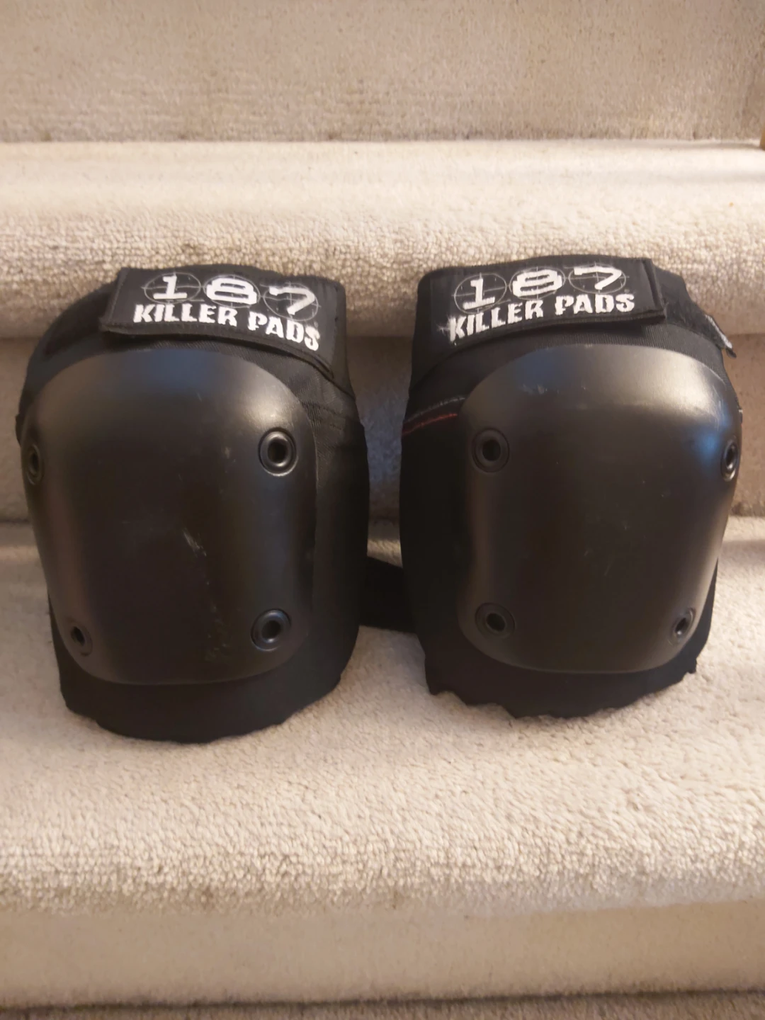 Like New 187 Killer Pads Knee Pads
