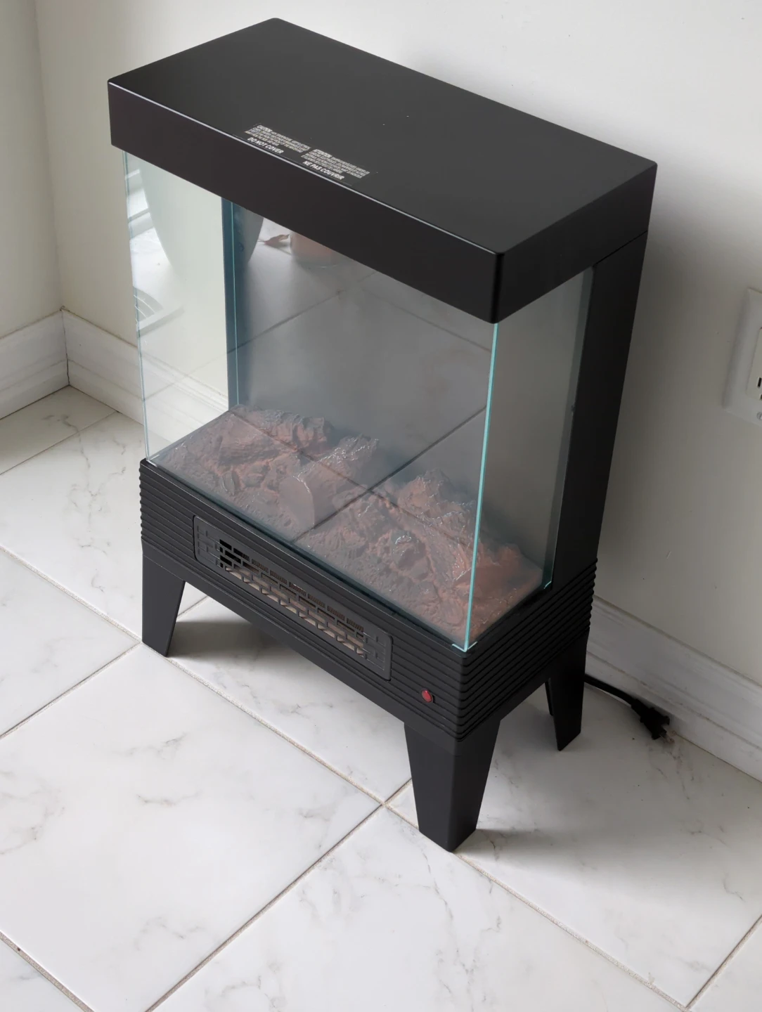 Electric Fireplace with Glass Enclosure