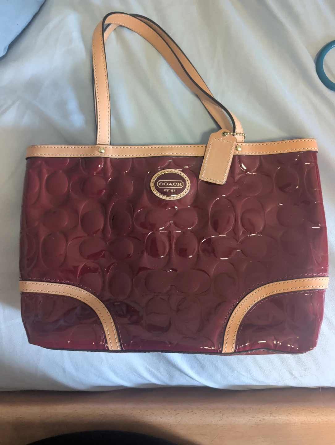 Coach Signature Patent Leather Tote Bag and wallet - photo 2