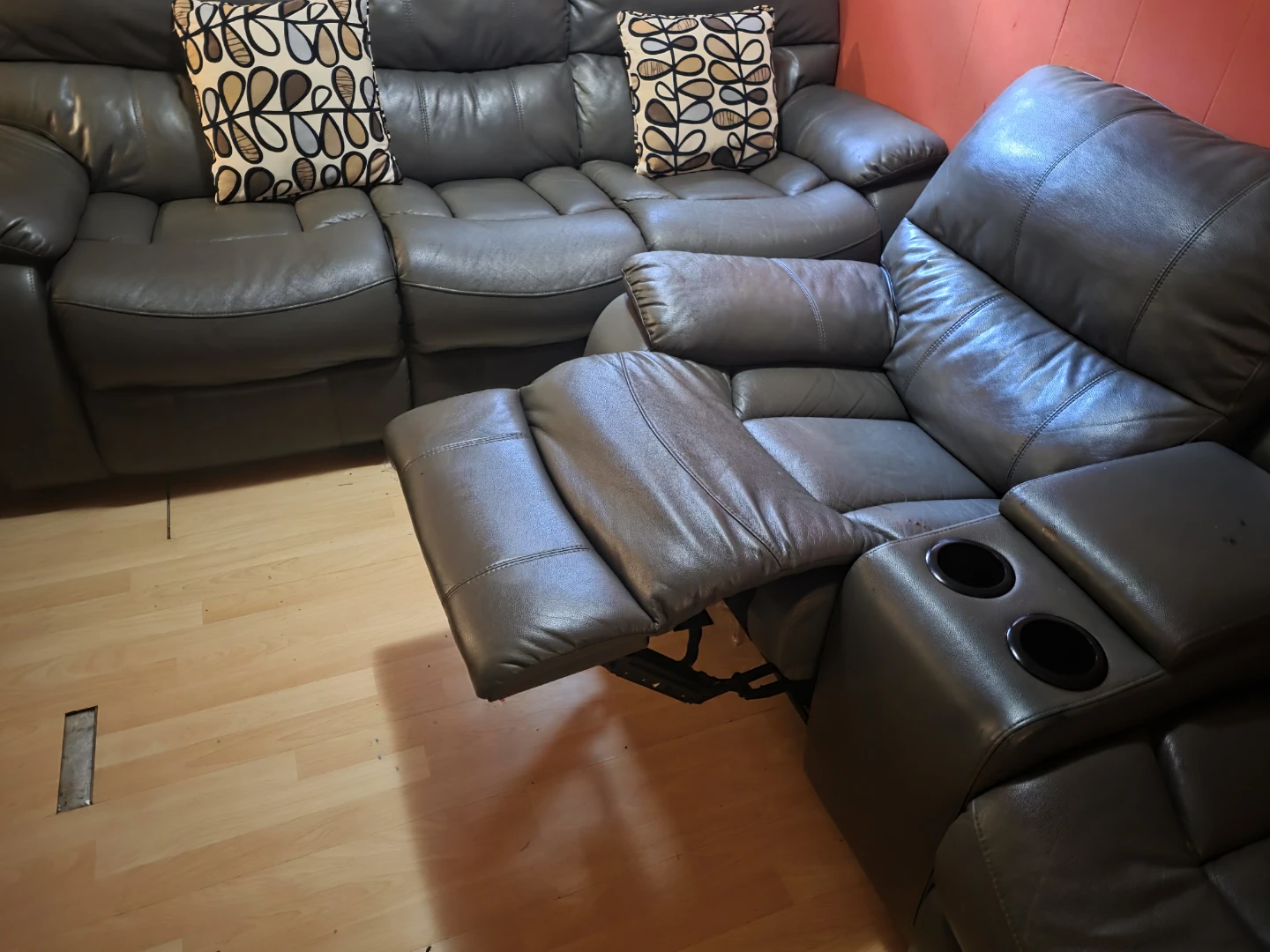 Grey Leather Reclining Sectional Sofa with Cup Holders - photo 4
