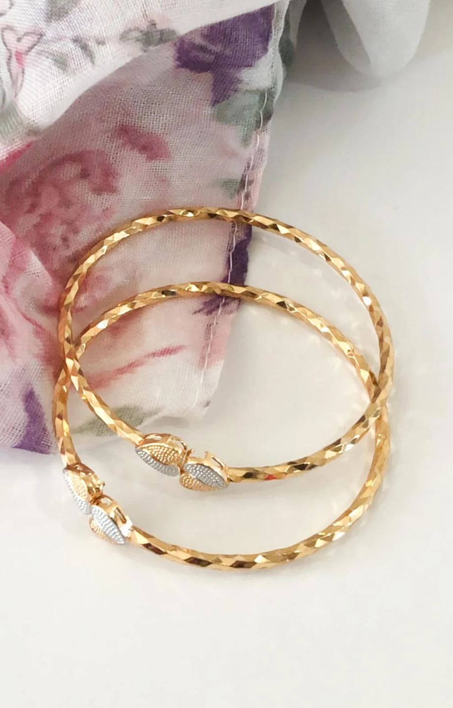 2-Tone anti tarnish Diamond Cut Bangle Set