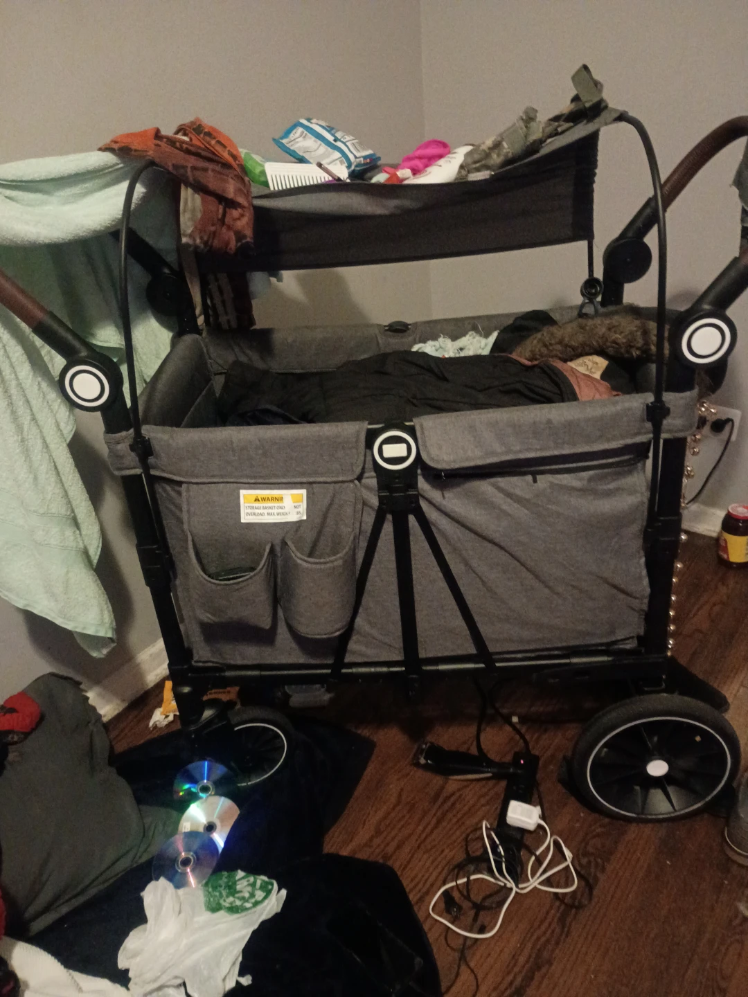 Gray Folding Pull Wagon