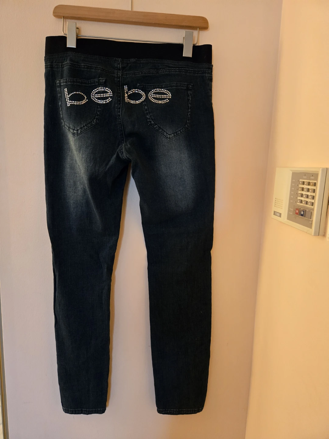 Bebe Jeans  with Rhinestone Logo & Bebe boho top - photo 2
