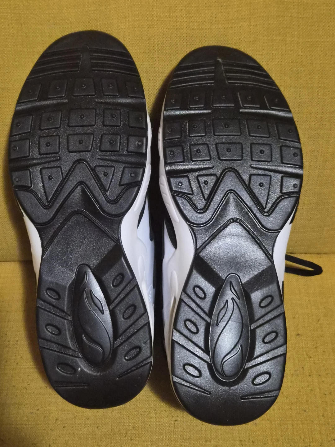 Black and White Men's Sneakers - photo 2
