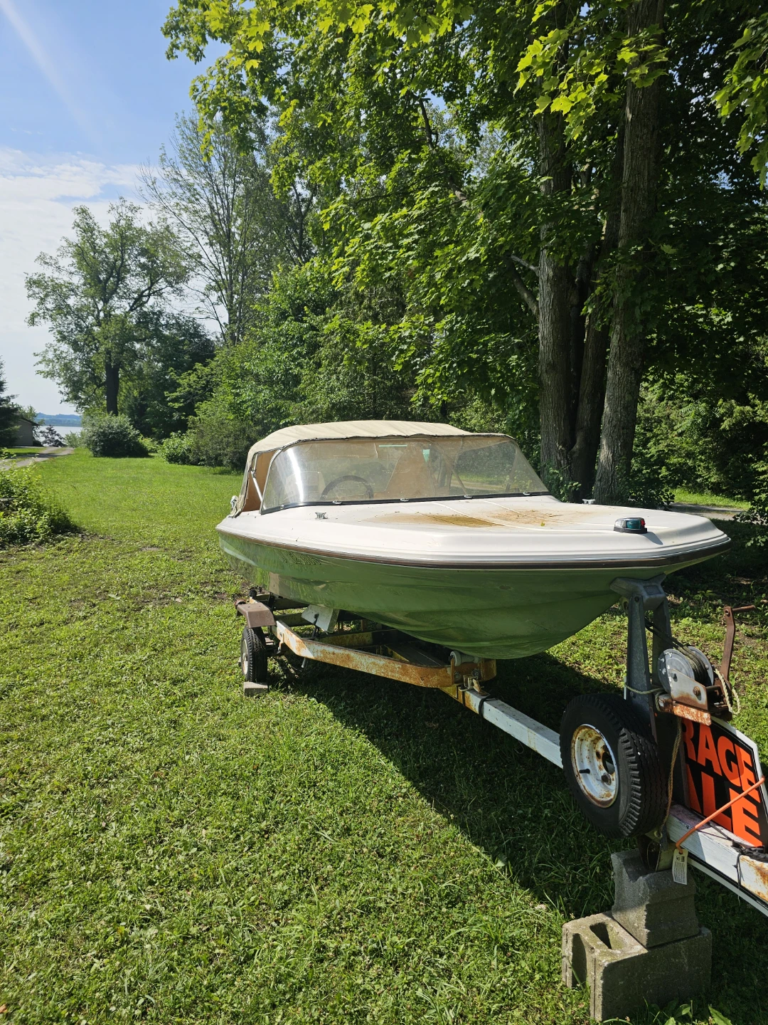 Sunray 40hp Johnson Outboard Motor Boat