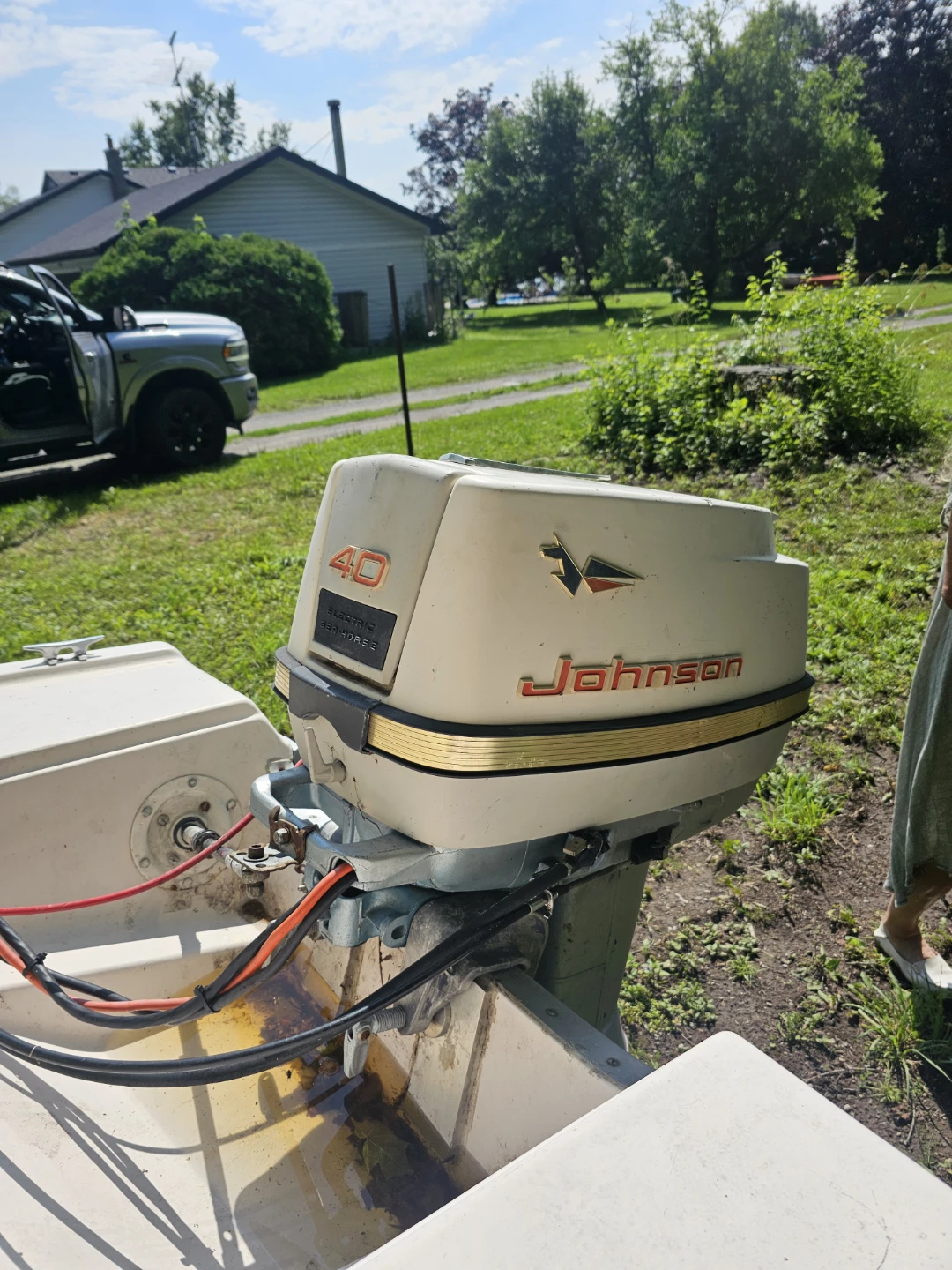 Sunray 40hp Johnson Outboard Motor Boat - photo 3