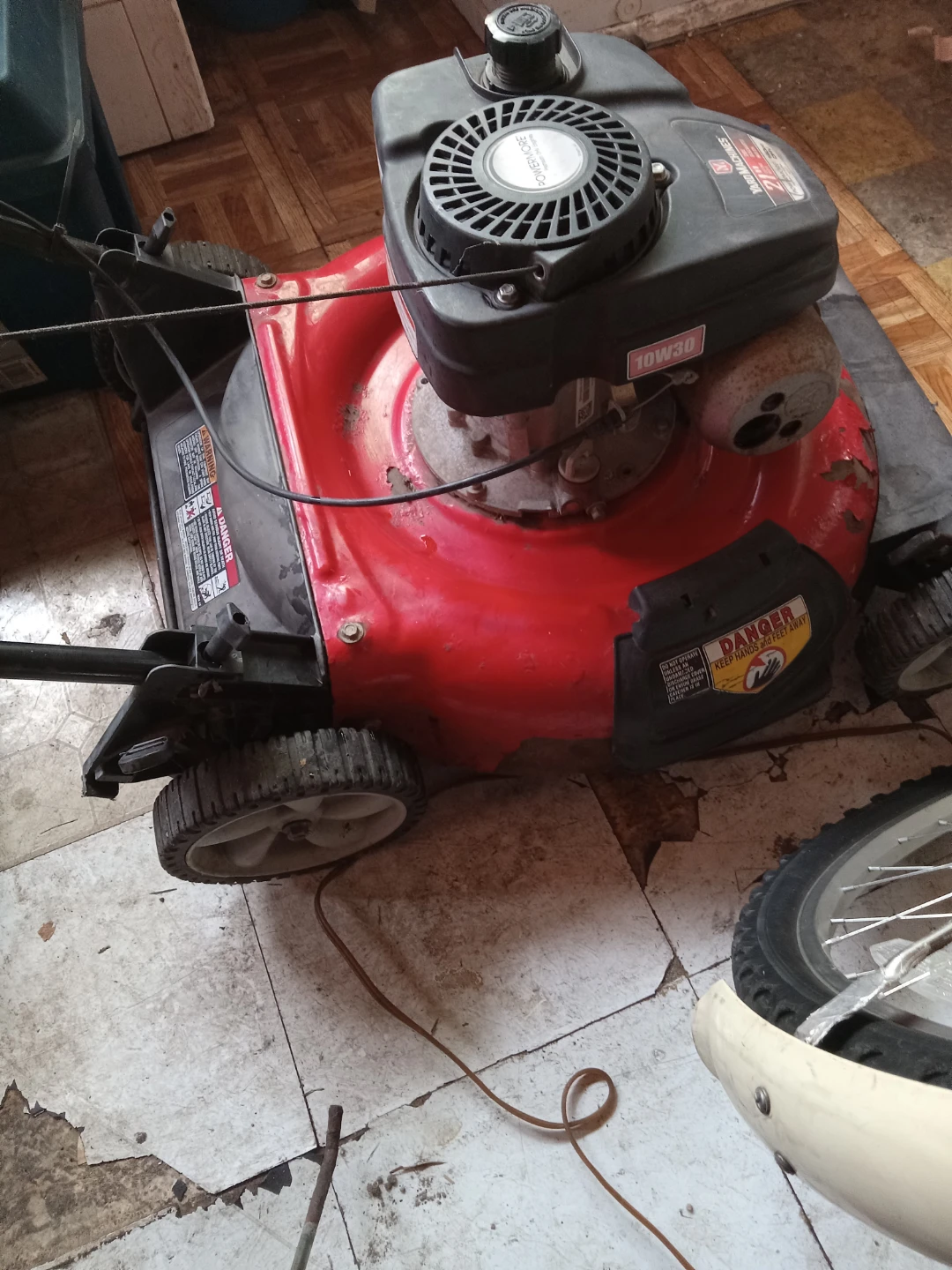 Craftsman Red Gas Lawn Mower - photo 3