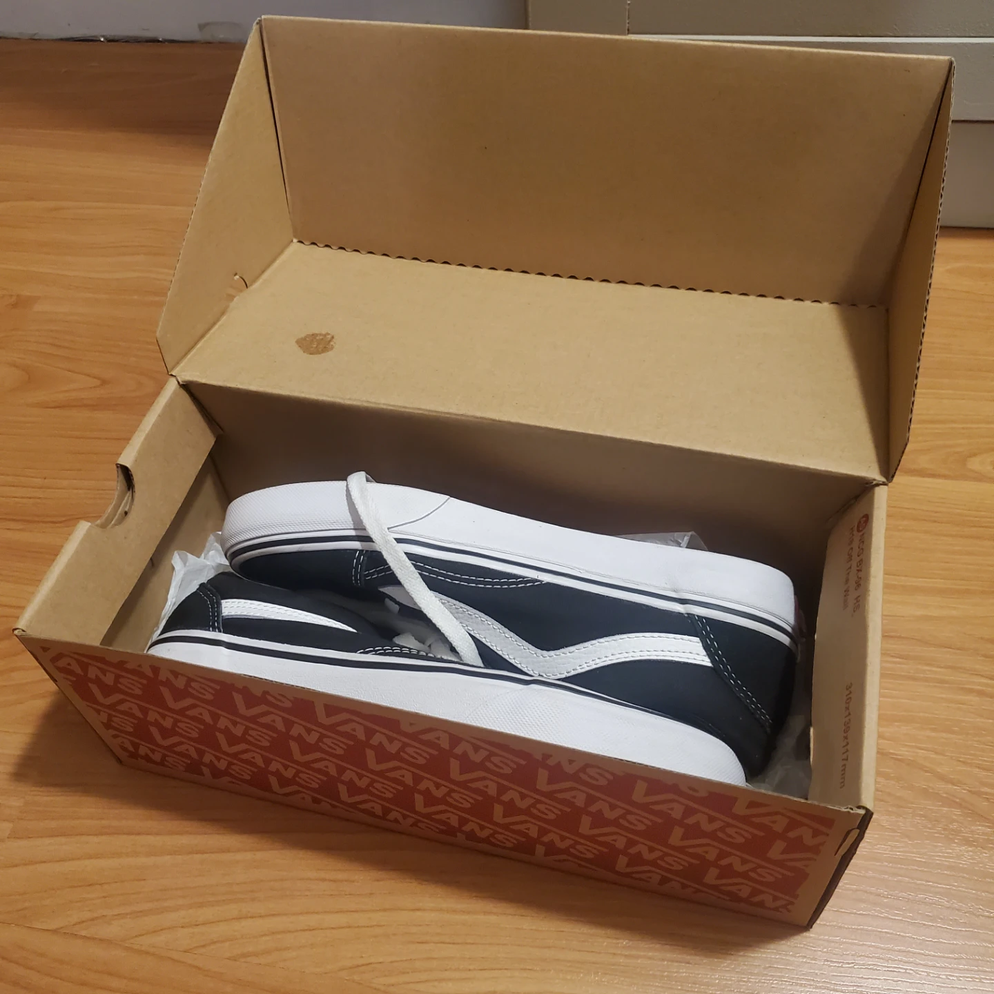 Vans off the wall shoes - photo 3