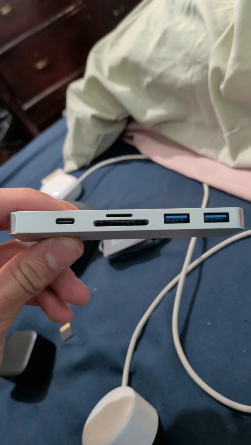 Dealworthy USB C Hub Adapter Macbook - photo 3