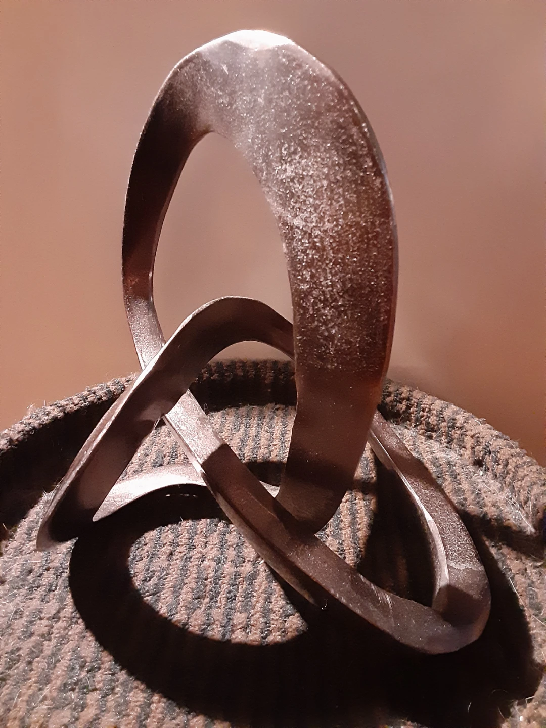 Abstract Ribbon Knot - Metal Sculpture - photo 5