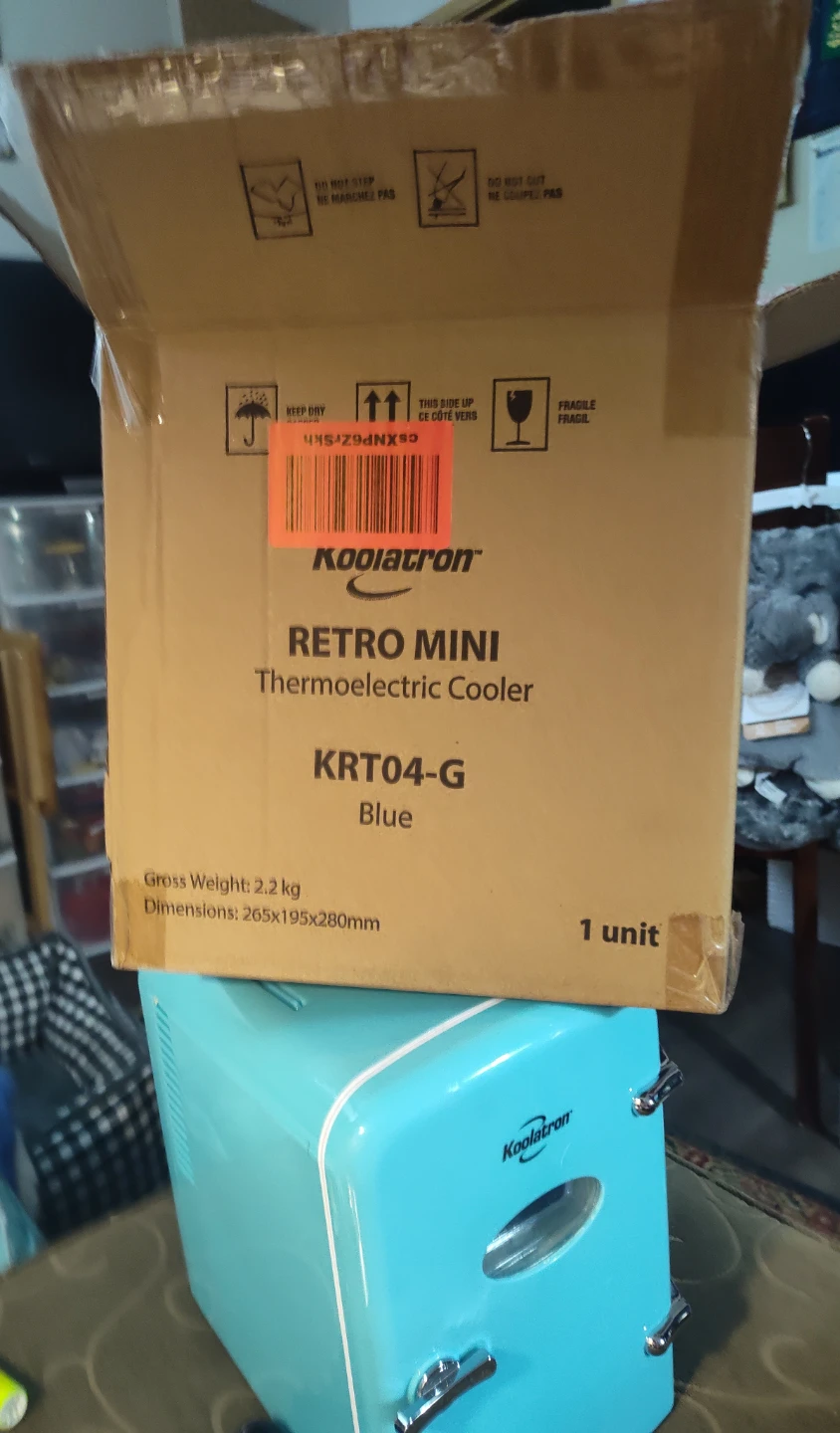 BN Mini Retro Cooler/Fridge - photo 2
