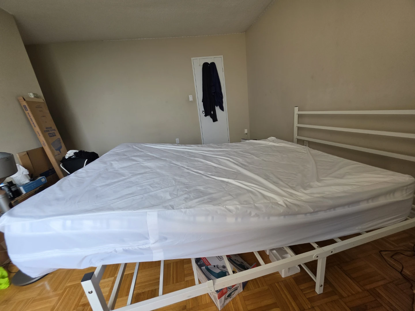 White Queen Mattress