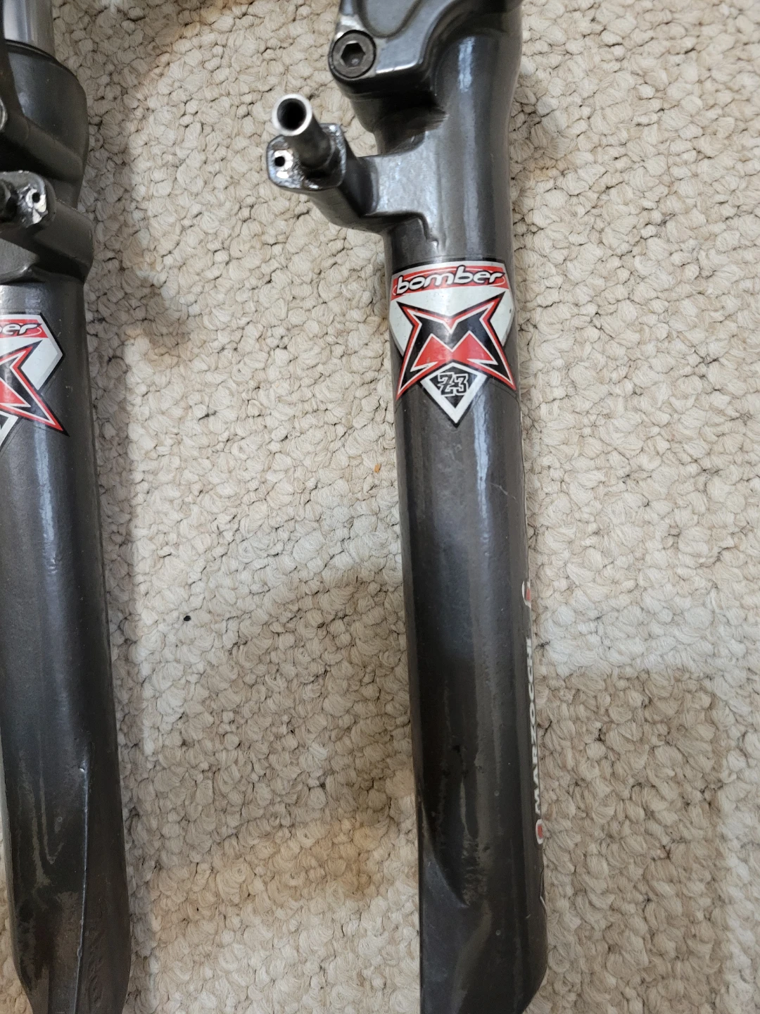 Marzocchi Bomber Z3 Suspension Forks - photo 5