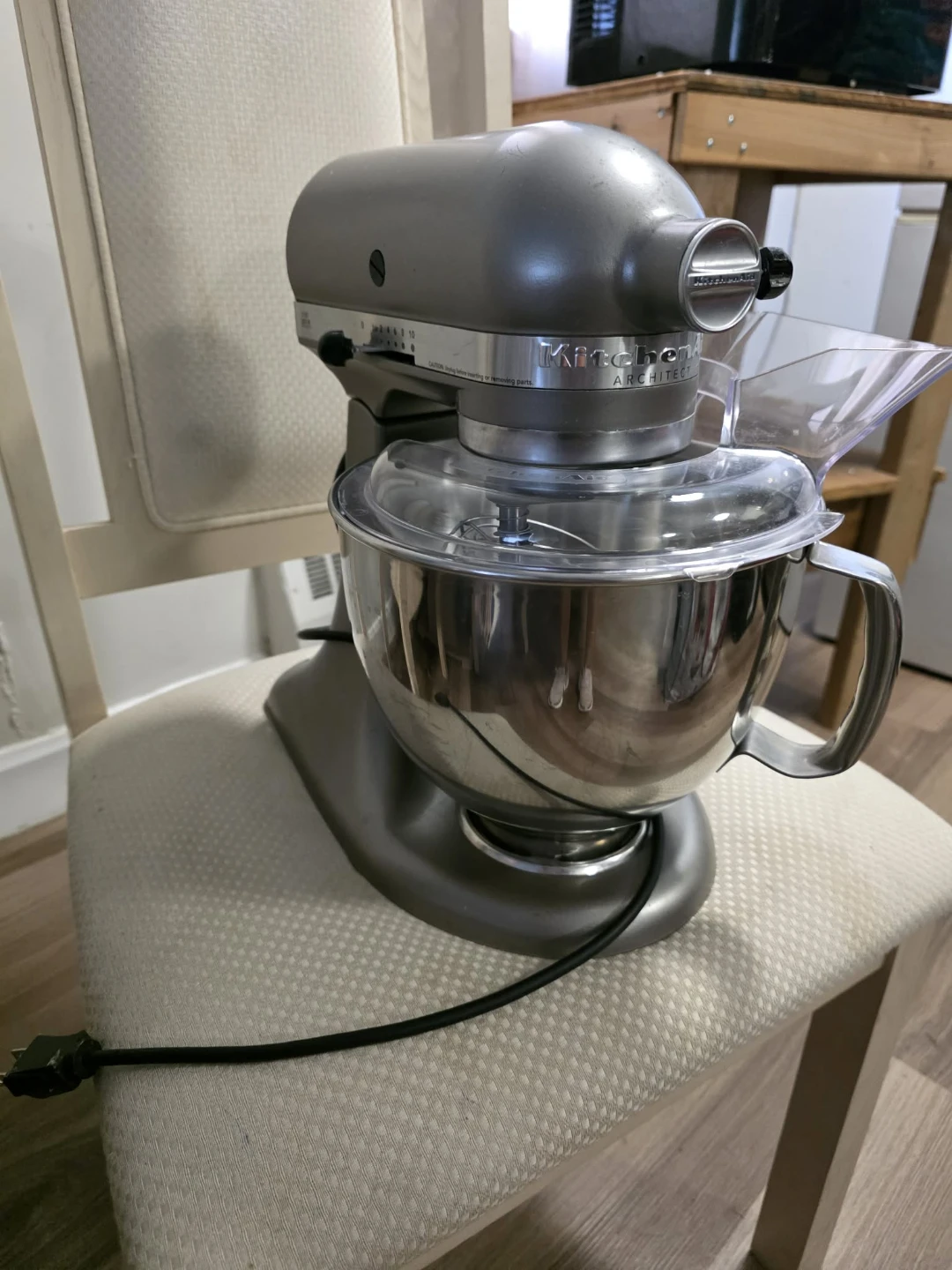 KitchenAid 5 Qt Stand Mixer - photo 4