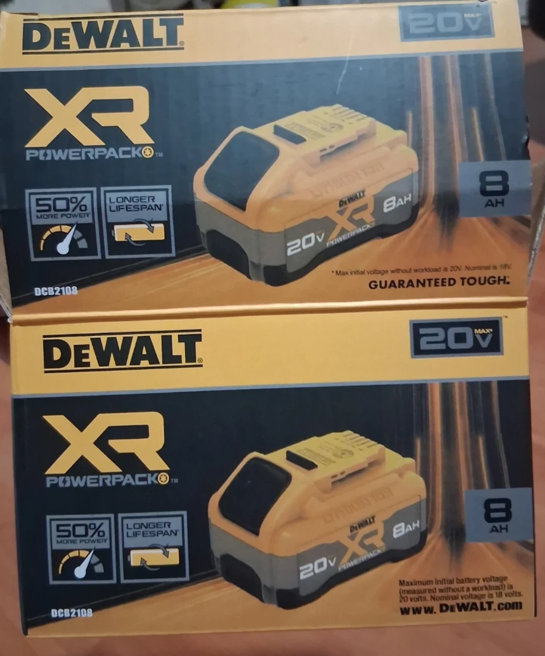 DeWalt 20V MAX XR 8Ah Lithium-Ion Powerpack Battery - photo 2