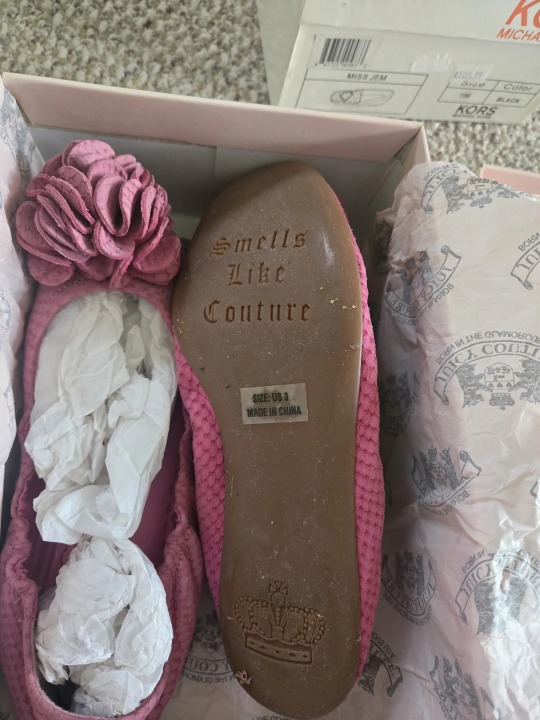 Juicy Couture Pink Flats - Size US 3 - photo 4