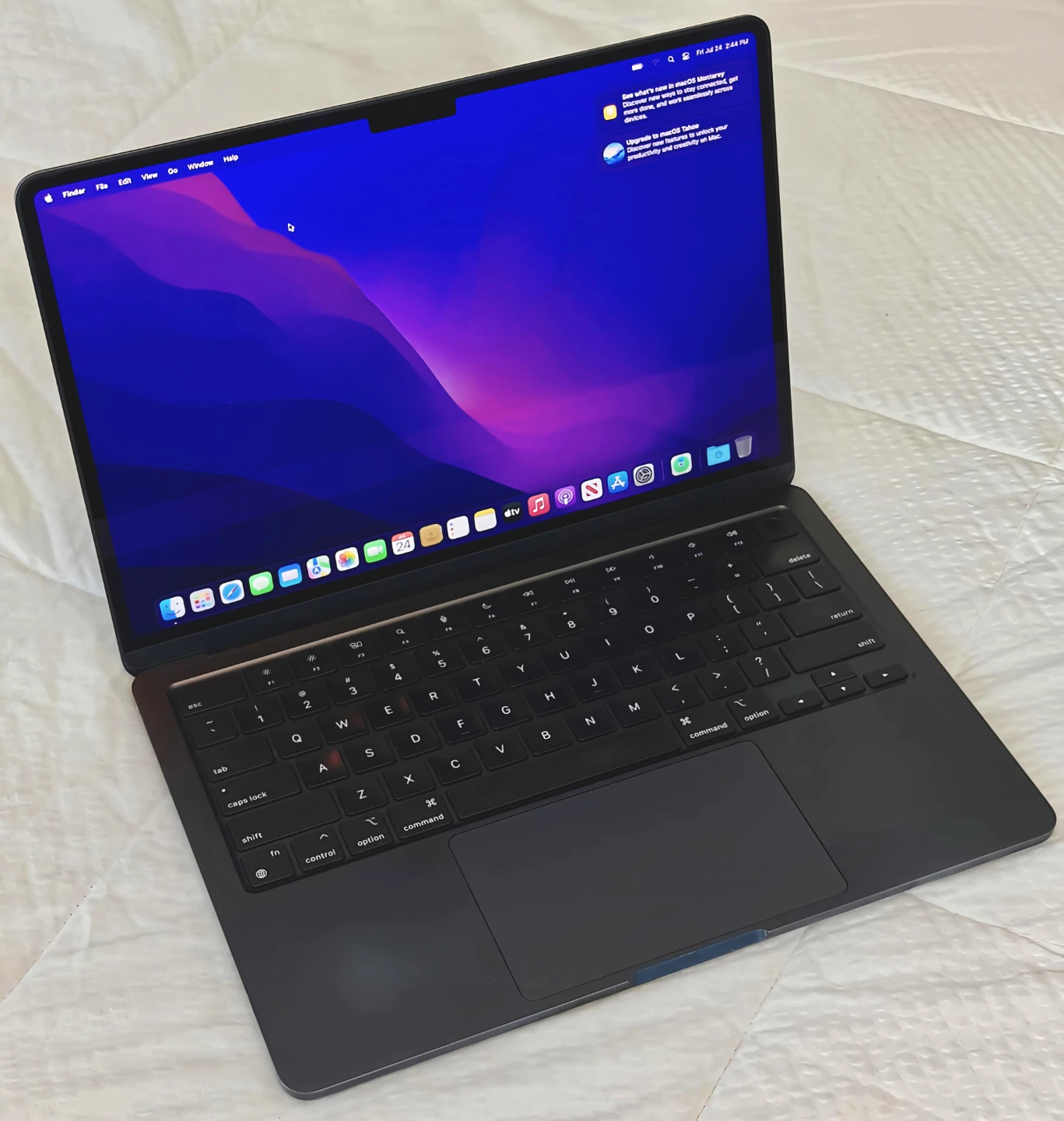 MacBook Air Midnight 13 (2022) M2 – 8GB/256GB– Very Clean
