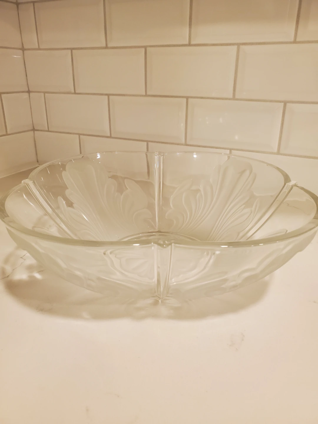 Beautiful serving bowl with frosted flower and leaves. - photo 4