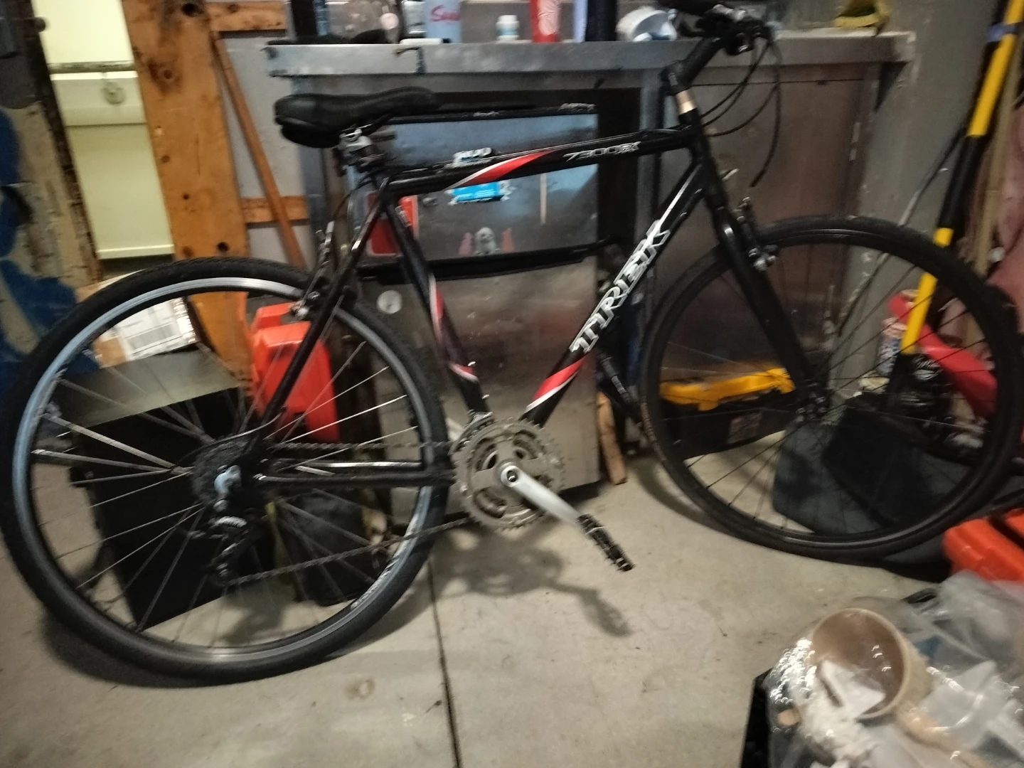 Trek 7000SX Hybrid Bike