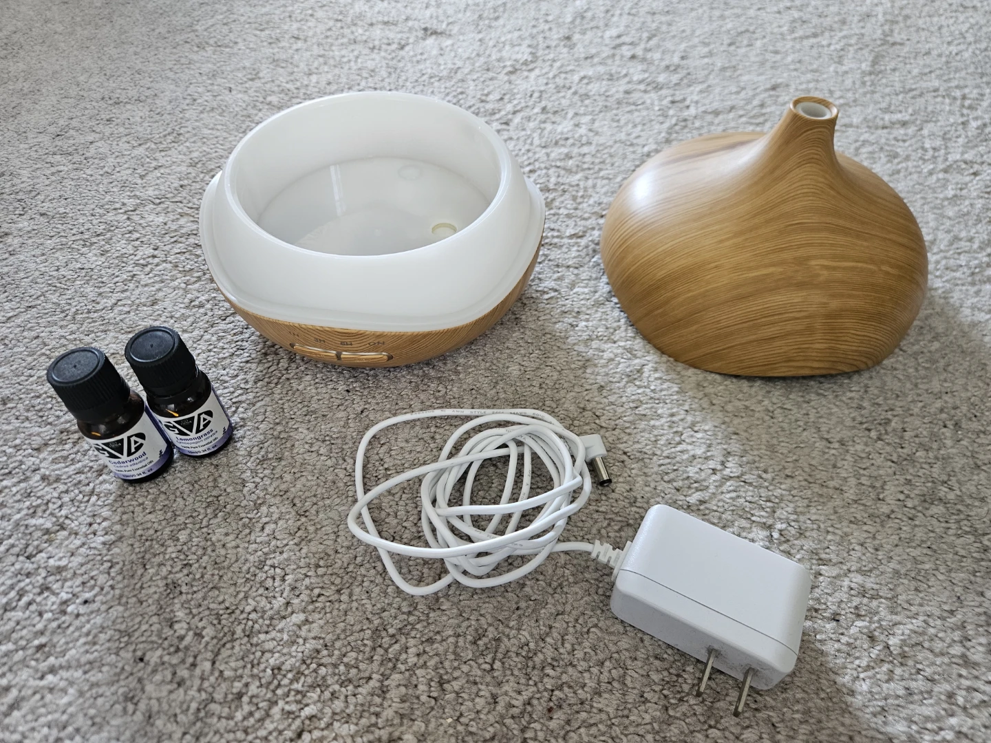 Essential Oil Diffuser with 2 Oils - photo 3