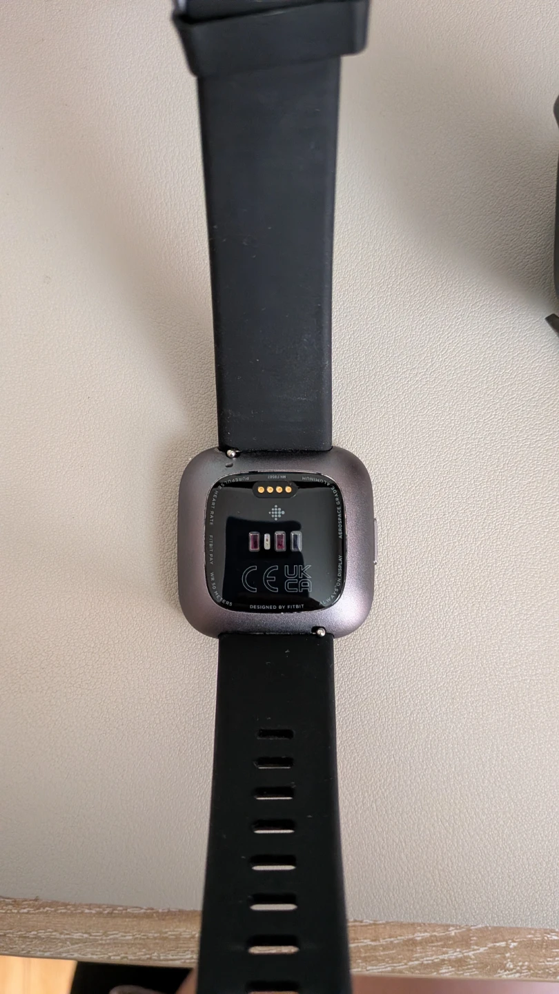 Fitbit Versa 2 - photo 3