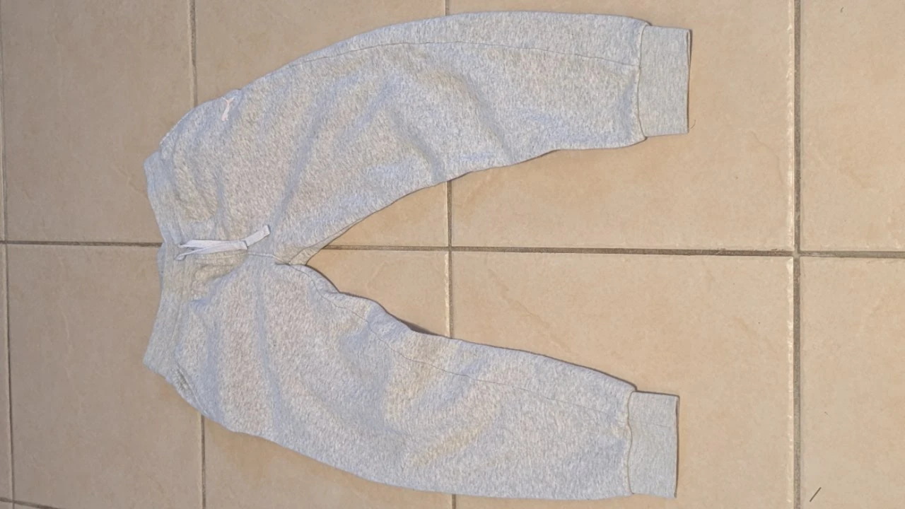 Puma kids Grey Sweatpants XL/TG 14/16 - photo 4