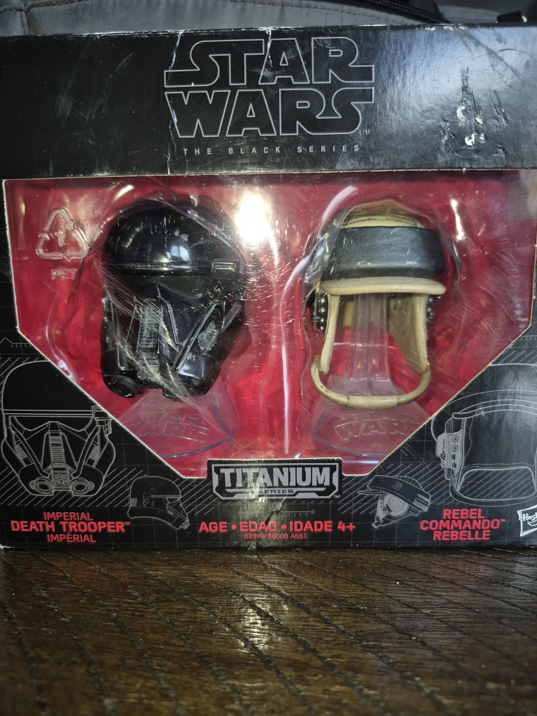 Star Wars The Black Series Titanium Series  Helmet Set - photo 2