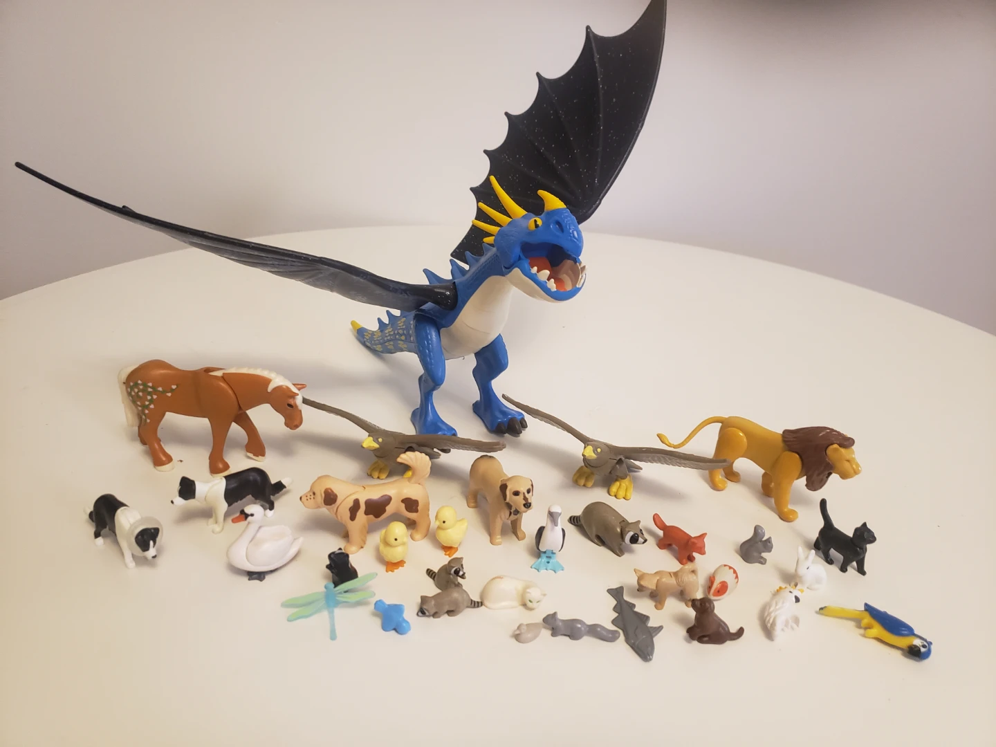 Pictures 1 to 9  Playmobil huge lot - photo 3