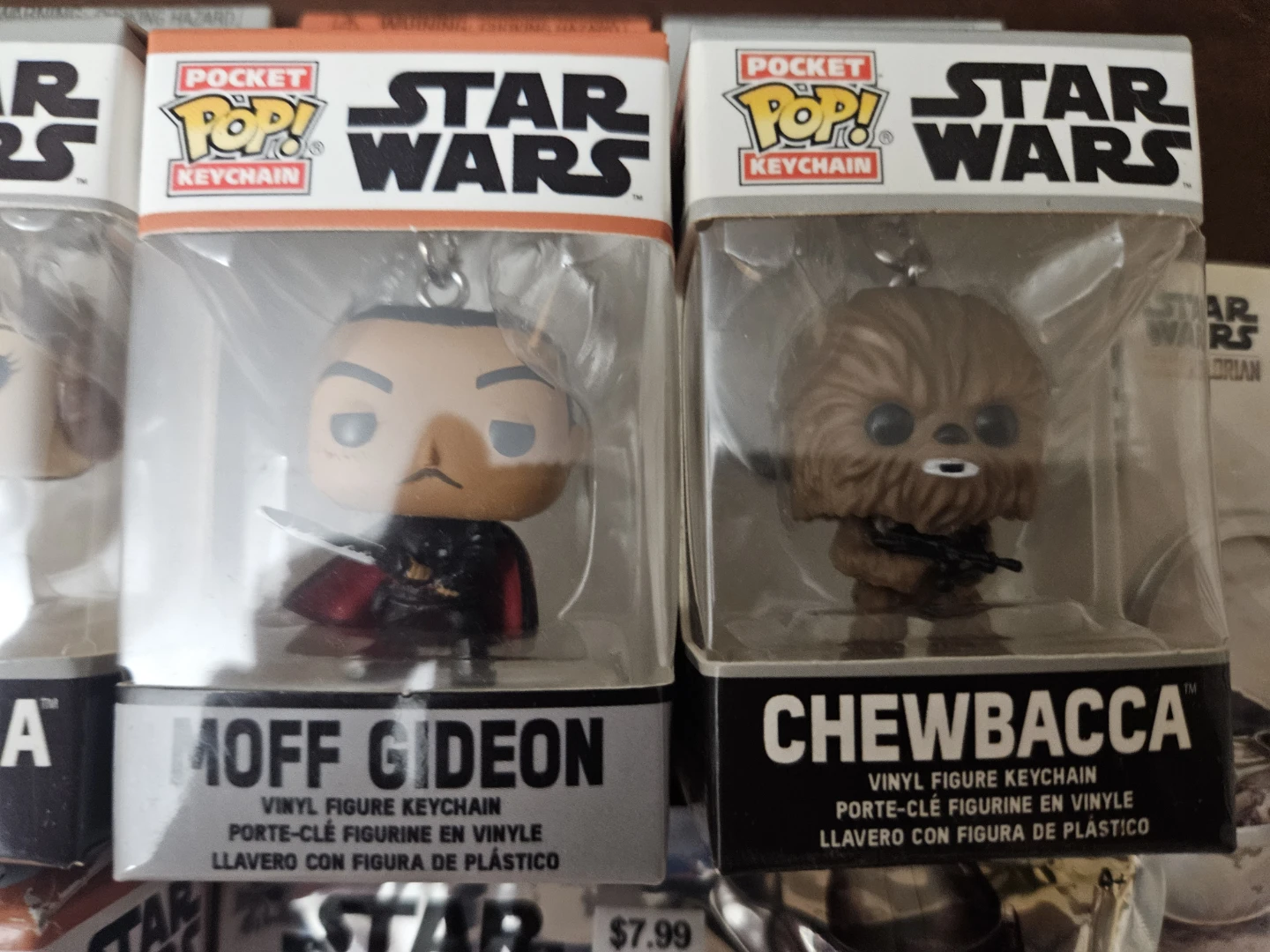 7 Star Wars keychains and toys - photo 4