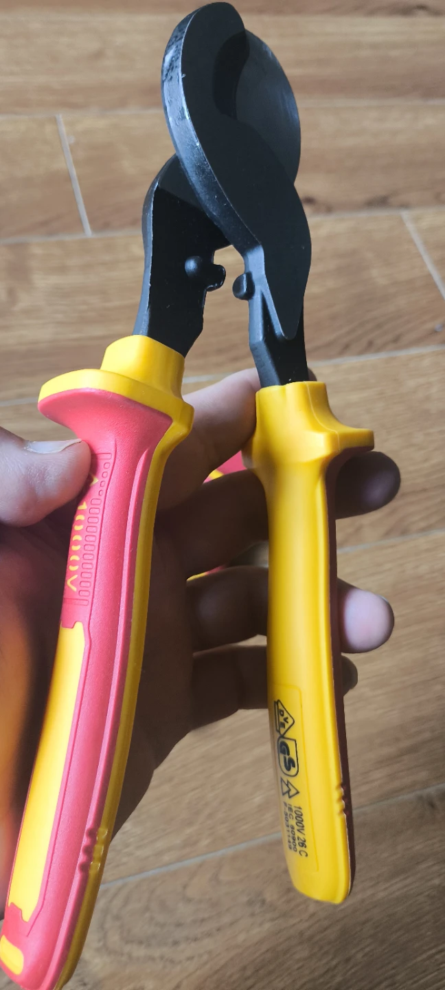 Insulated Cable Cutters and Stripper Tool Set - photo 2
