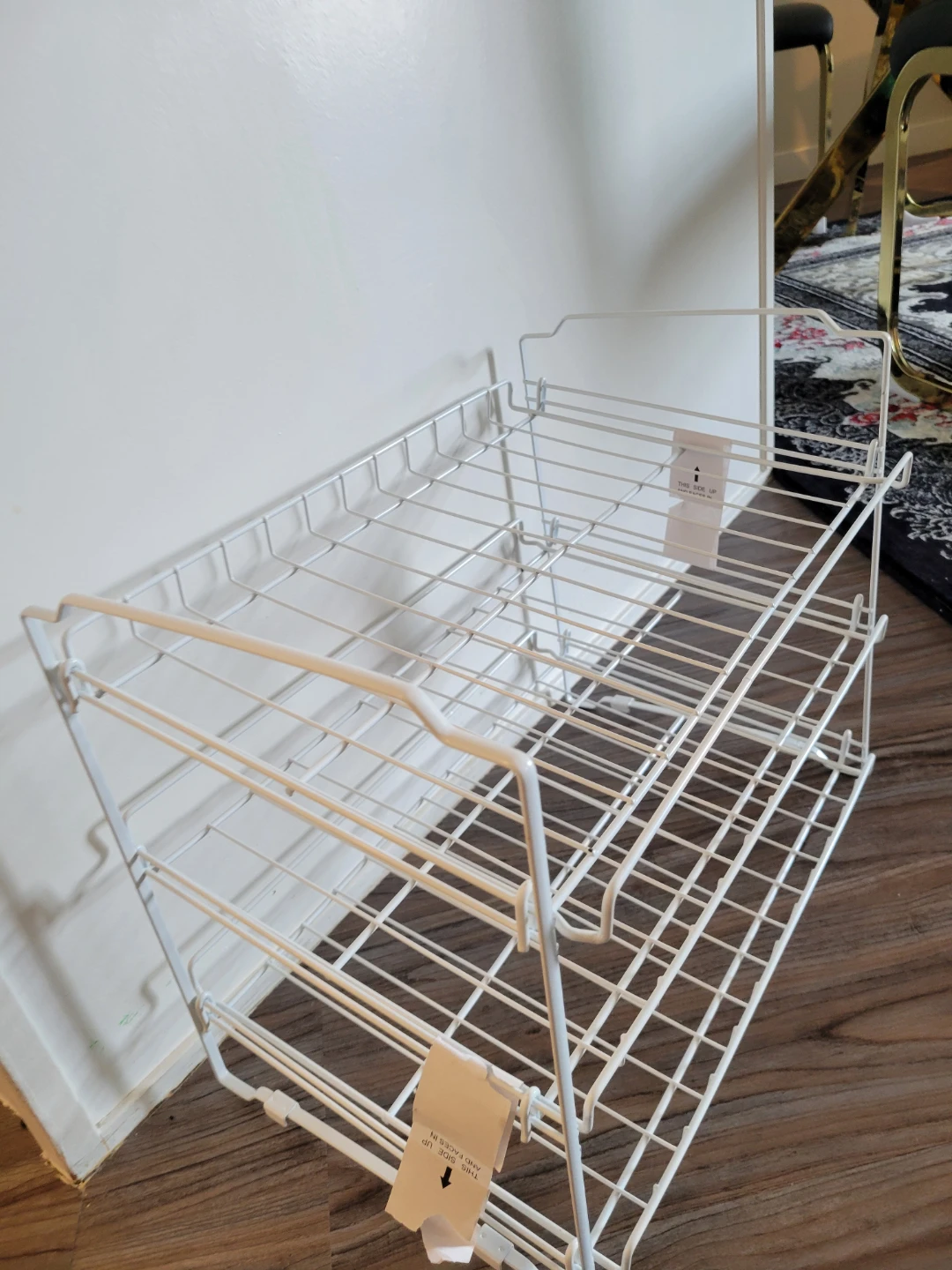 White Wire Storage Rack - photo 2